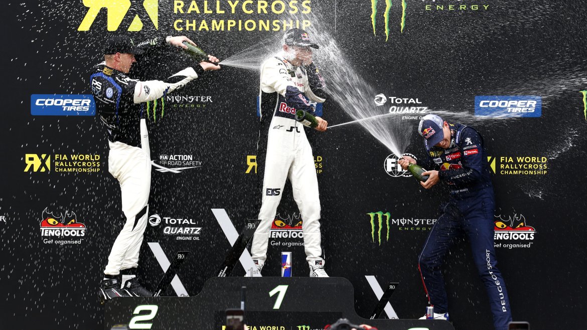 2017_03_HOCK_PODIUM_(301).jpg